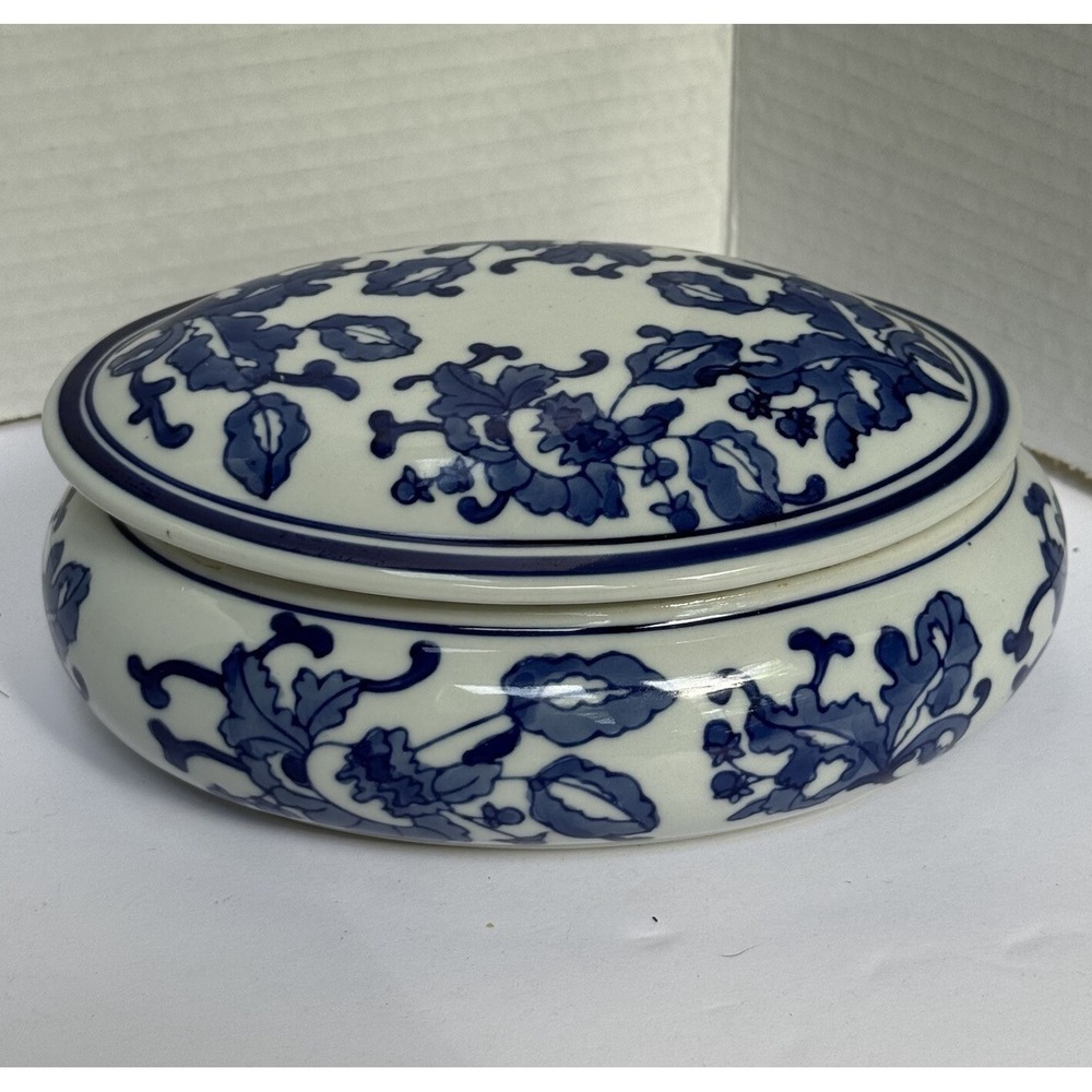 International Silver Company Knick Knack Trinket Jewelry Box Blue & White China